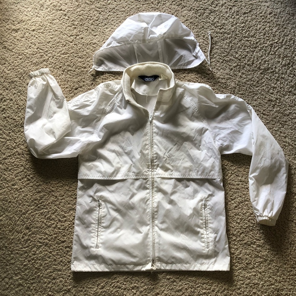 Vintage Women’s Woolrich Windbreaker White 80’s Vibes Hidden Hood Cabincore